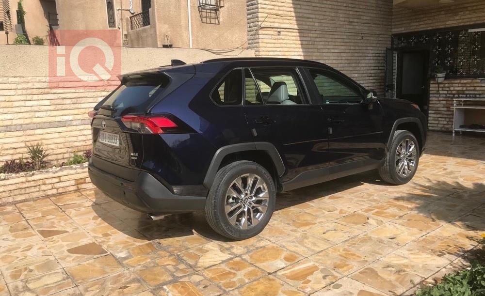 تويوتا راف 4